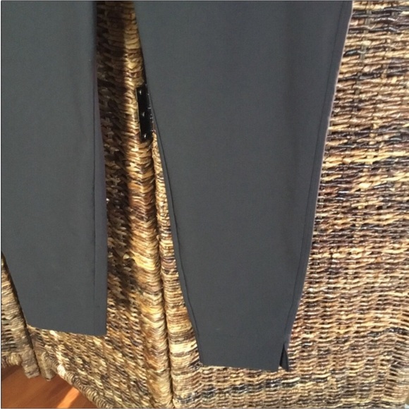 ATHLETA - Picture 4 of 14